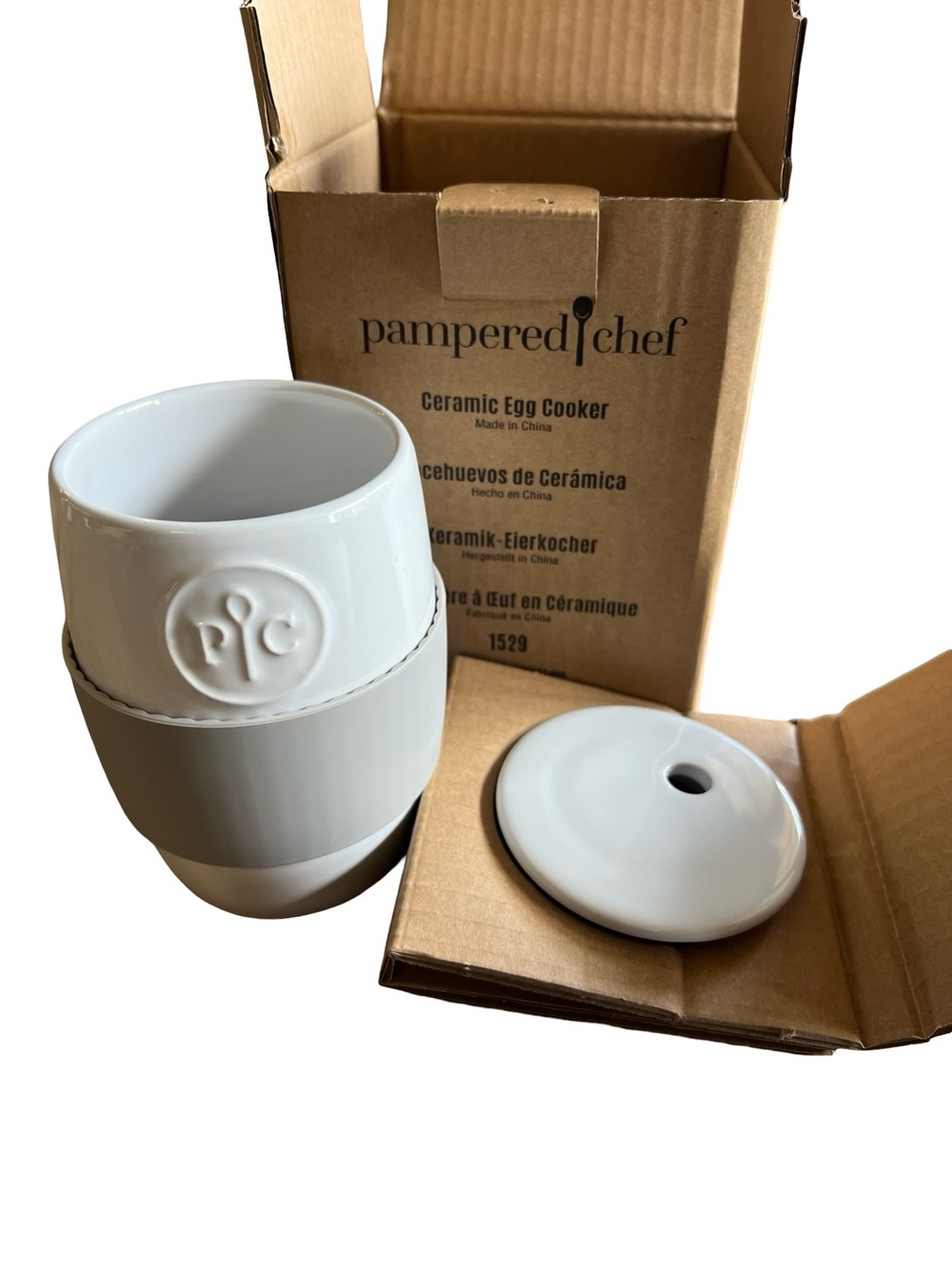 The Pampered Chef Ceramic Egg Cooker 1529 White with Gray Sleeve - New/Box
